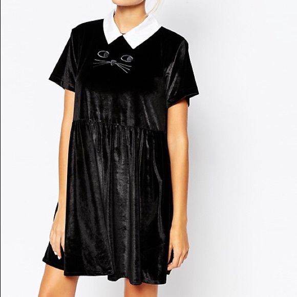 Lazy Oaf Dresses & Skirts - Lazy oaf cat collar dress size M/L
